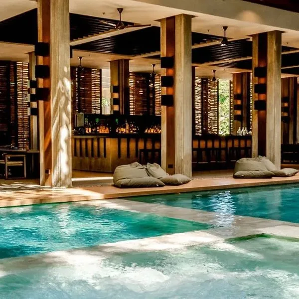 The Funny Lion El Nido - zdjęcie 5