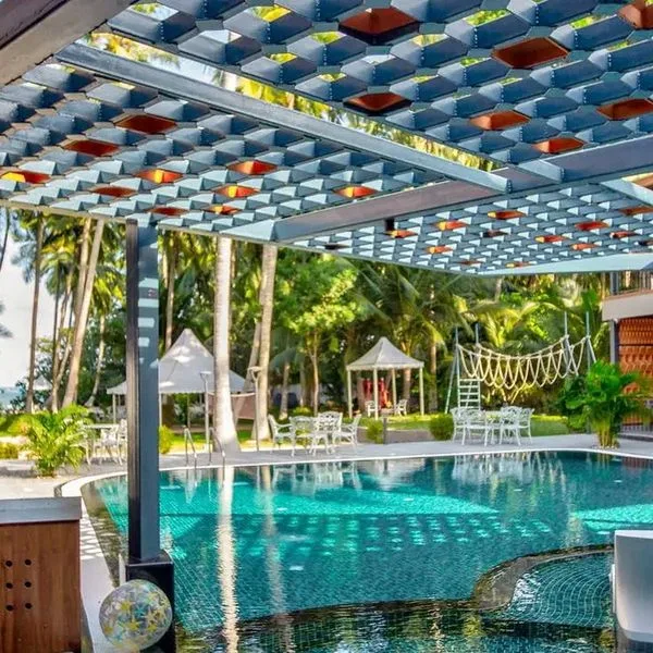 Coral Reef Resort & Spa