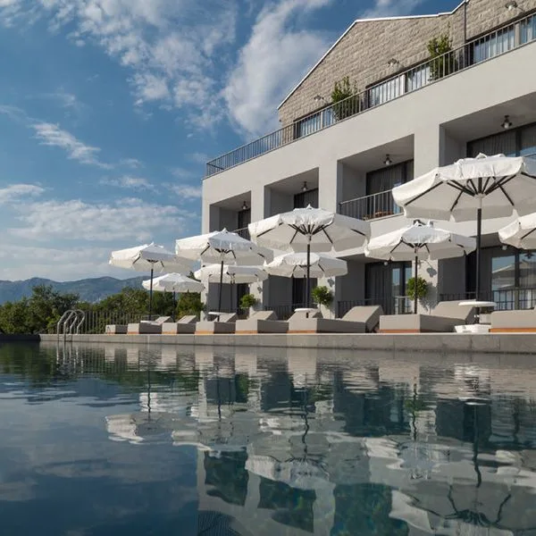 Vivid Blue Serenity Resort