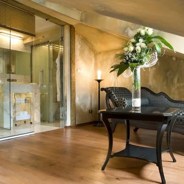 Astoria Butique - zdjęcie 3