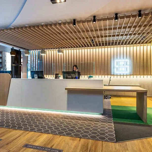 Suites Plaza & Wellness - zdjęcie 2