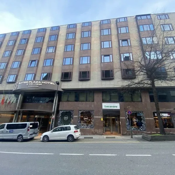 Suites Plaza & Wellness