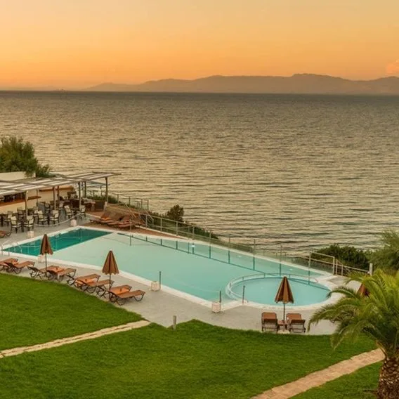 Niforeika Beach - zdjęcie 3