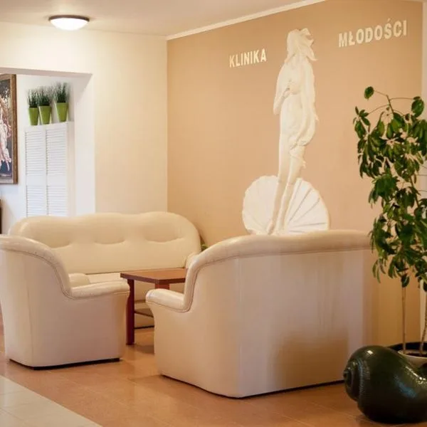 Klinika Młodości Medical Spa (ex. Centrum Rehabilitacji Czerniawa Zdrój) - zdjęcie 3
