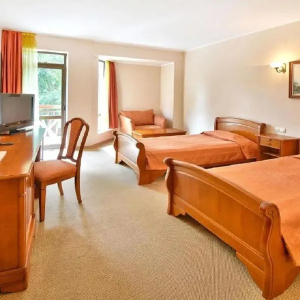 Estreya Residence - zdjęcie 3