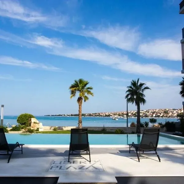 Liberty Plaza (Pag) - zdjęcie 4