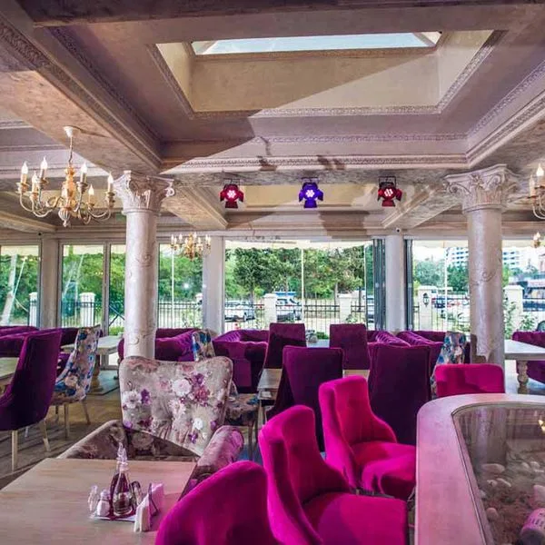 Avenue Deluxe - zdjęcie 2