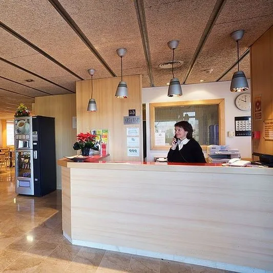 Basic (Barcelona) - zdjęcie 3