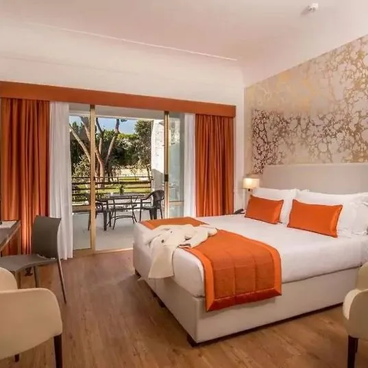 Shangri - La Corsetti - zdjęcie 3