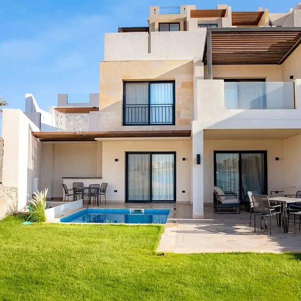 Creek Hotel and Residences - zdjęcie 4