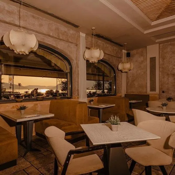 Astoria Tivat - zdjęcie 5