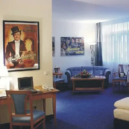 Hollywood Media - zdjęcie 3