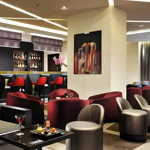 Uptown Palace - zdjęcie 4