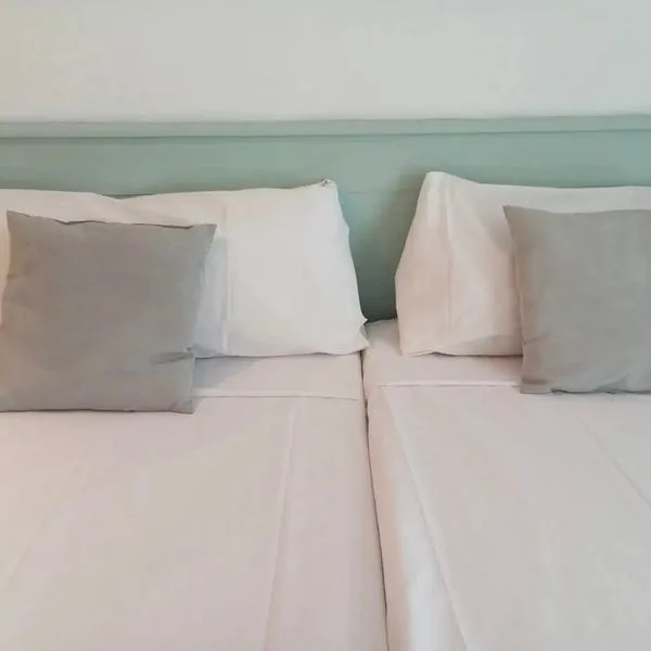 Fleming Center by Punta25