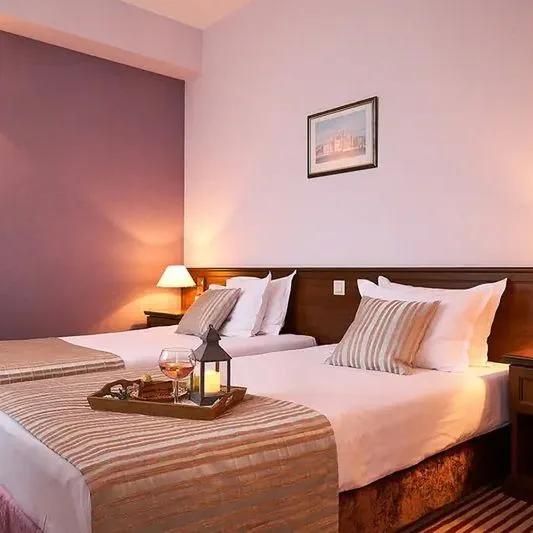 Lion Sofia - zdjęcie 5