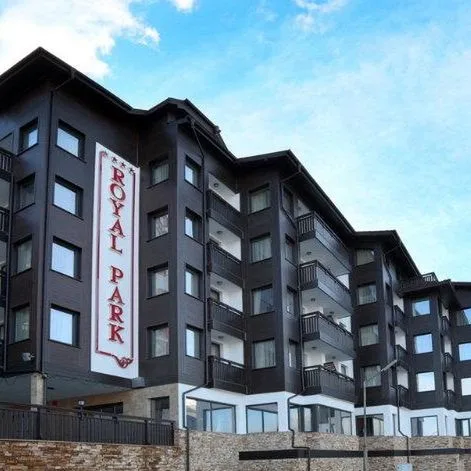 Royal Park Apartments - zdjęcie 2