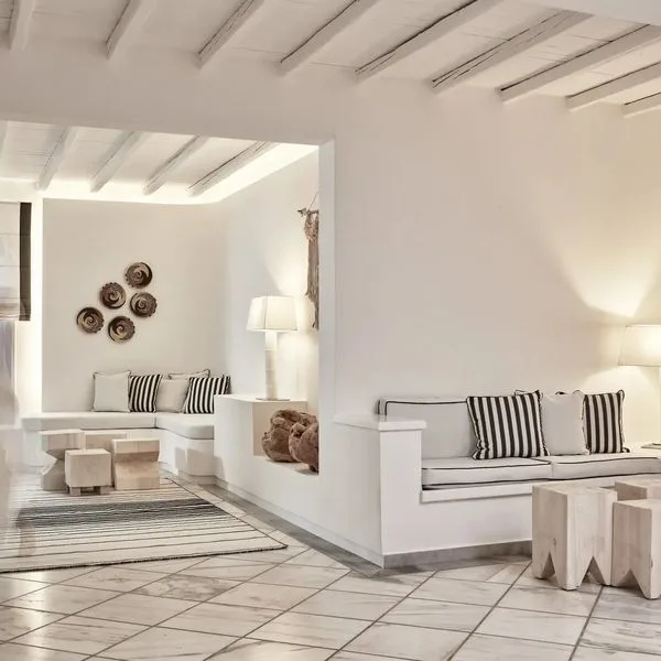 Mr & Mrs White Paros Suites & More - zdjęcie 2