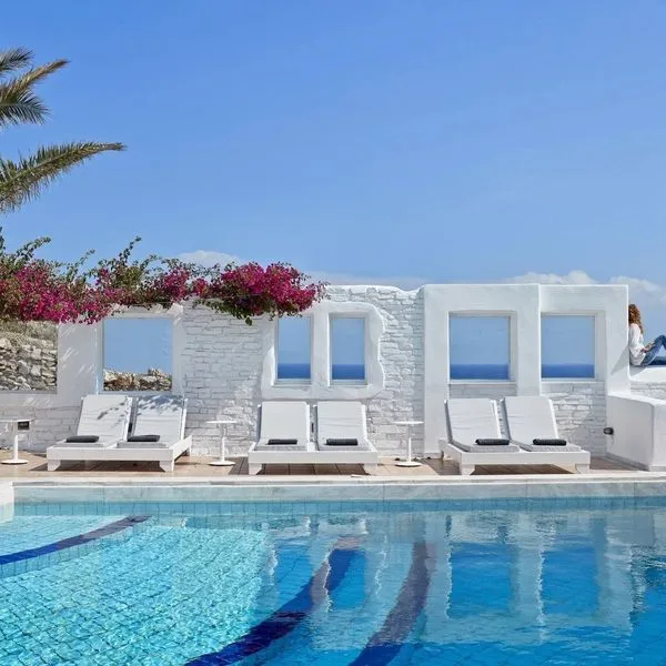 Mr & Mrs White Paros Suites & More - zdjęcie 3