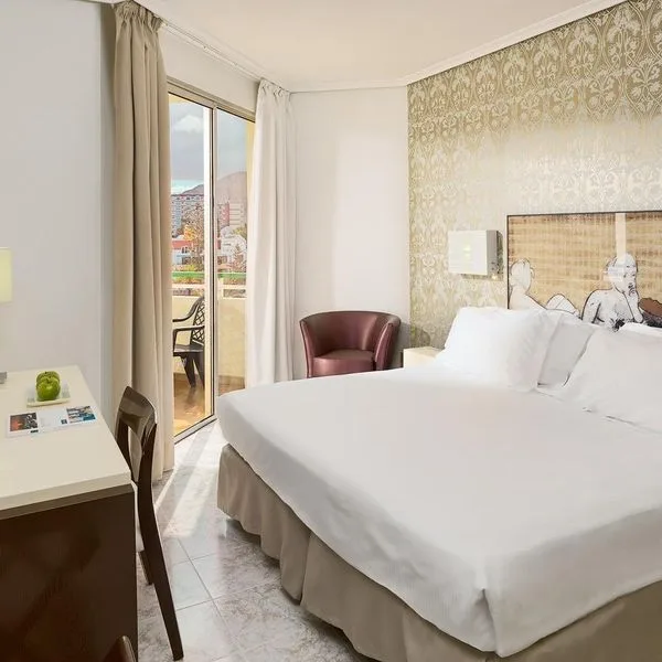 H10 Las Palmeras (Playa de las Americas) - zdjęcie 3