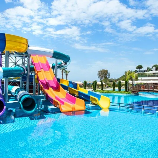 Liberty Kusadasi (ex. Seven Seas Sealight Elite)