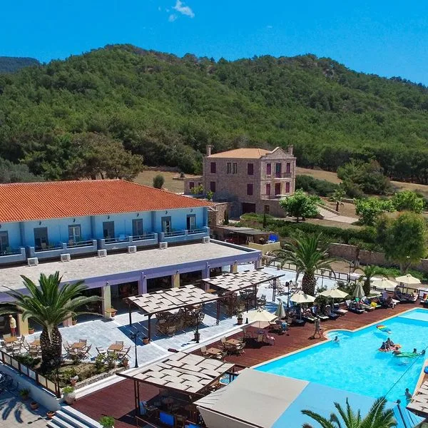 Irini Beach - zdjęcie 3