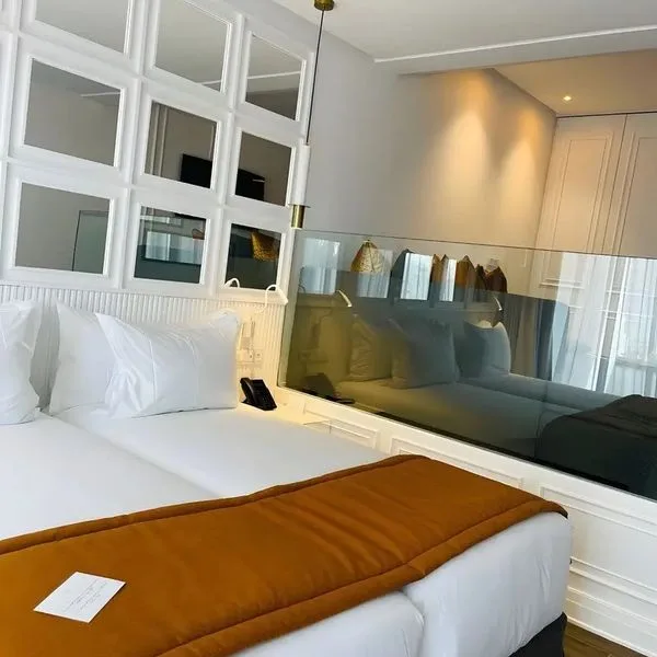 Petit Palace Suites - zdjęcie 4