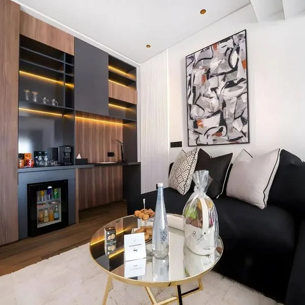 Petit Palace Suites - zdjęcie 3