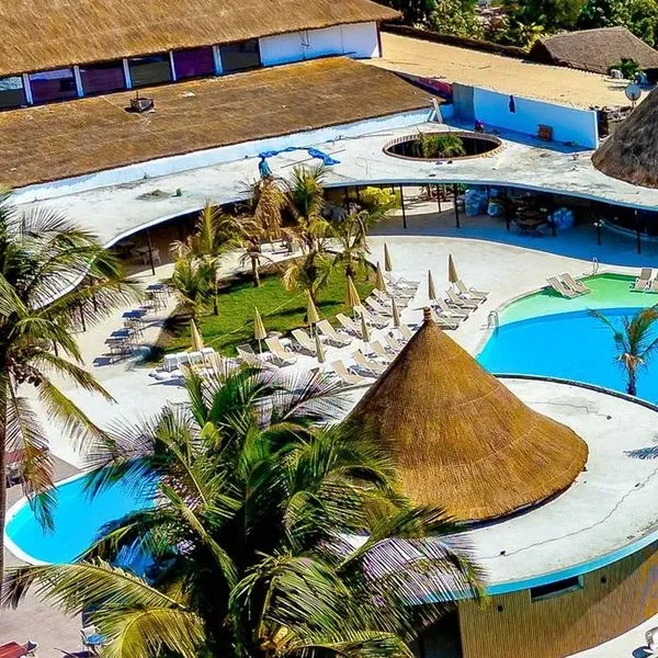 Kombo Beach - zdjęcie 5