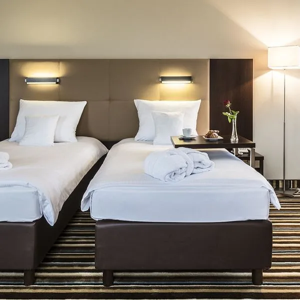 Victor Pruszków by DeSilva - zdjęcie 3