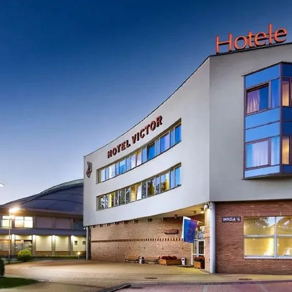 Victor Pruszków by DeSilva