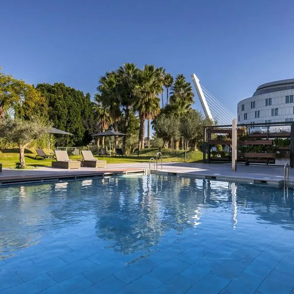 Barcelo Renacimiento