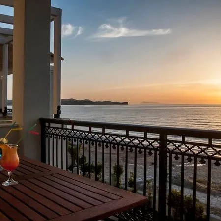 Cressida Seaside Apartments - zdjęcie 2