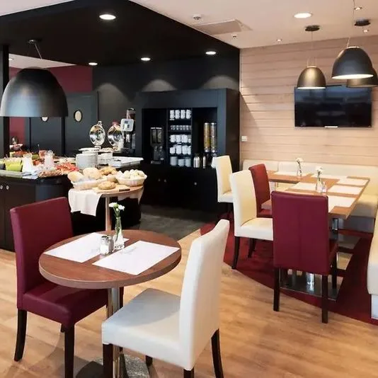 Campanile Stare Miasto (Wrocław) - zdjęcie 2