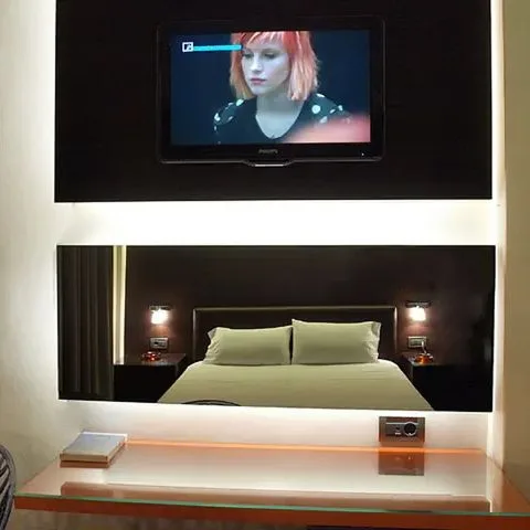 Athens City - zdjęcie 4