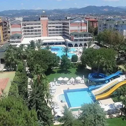 Insula Resort - zdjęcie 5