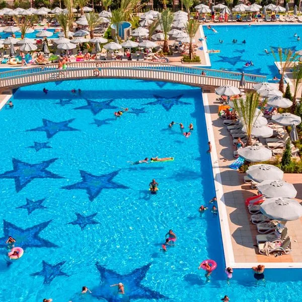 Royal Seginus - zdjęcie 2