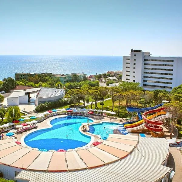 Salamis Bay Conti - zdjęcie 3