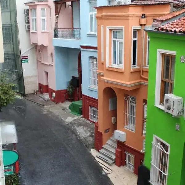 Megaron - zdjęcie 2