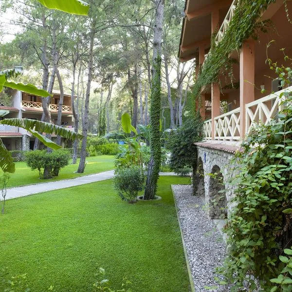 Marti Myra - zdjęcie 5