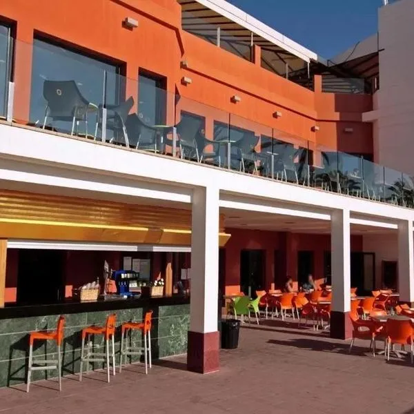 Cay Beach Caleta - zdjęcie 2