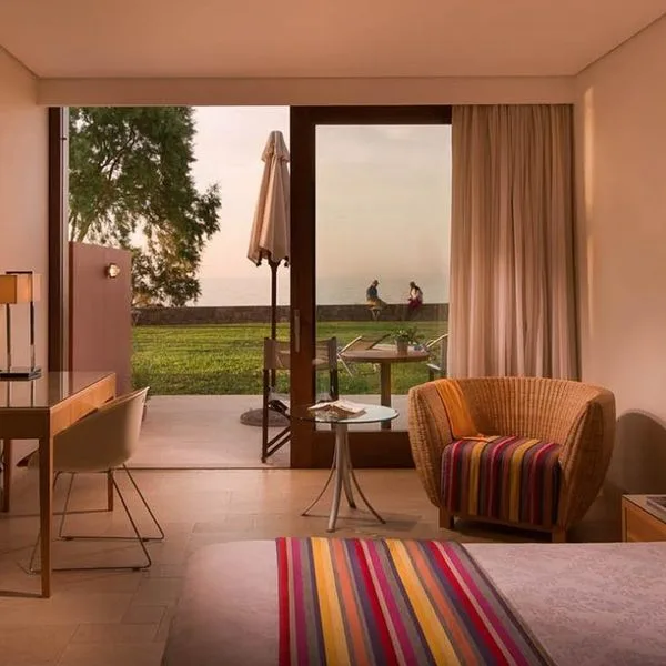 Kernos Beach - zdjęcie 2