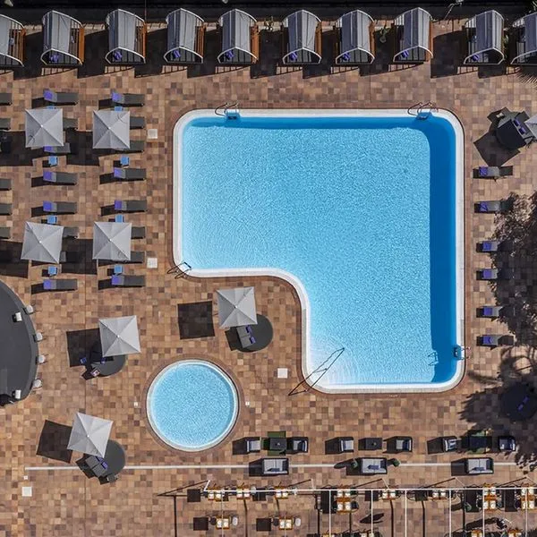 Axel Beach - zdjęcie 2