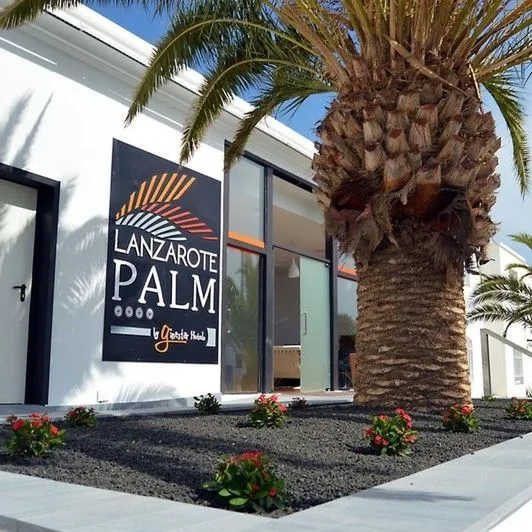 Plaza Palmeras - zdjęcie 3