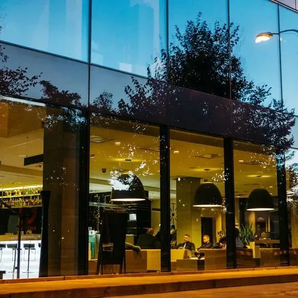 Q Plus Wrocław - zdjęcie 4