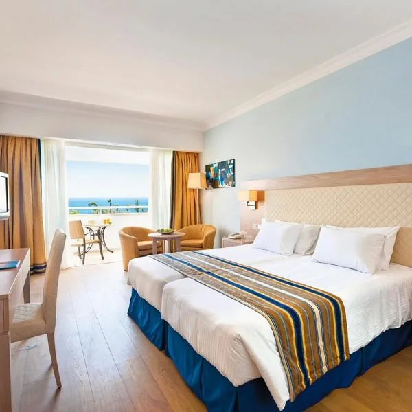 Olympic Lagoon Resort Paphos - zdjęcie 3