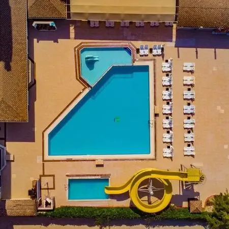 Clover Magic Park Beach - zdjęcie 4