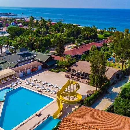 Clover Magic Park Beach