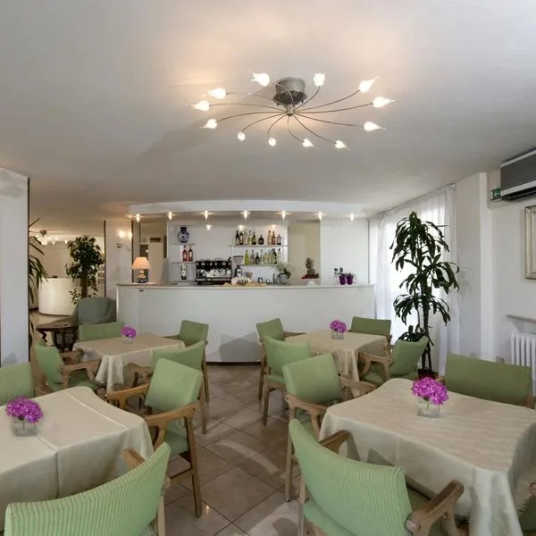 Universal (Cervia) - zdjęcie 2