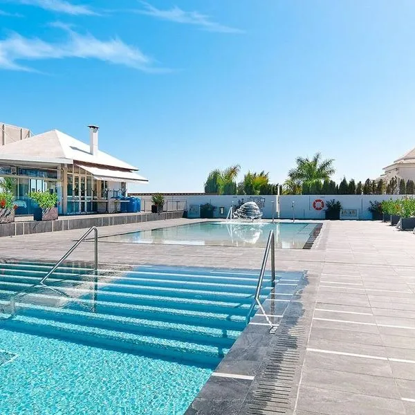 Ura Lara - zdjęcie 2