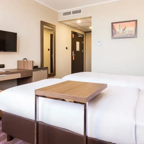 DeSilva Premium Poznań - zdjęcie 5